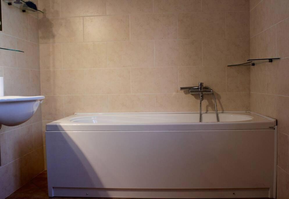 Tra Mare E Pineta Apartment Viareggio