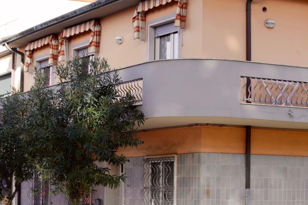 Tra Mare E Pineta Apartment